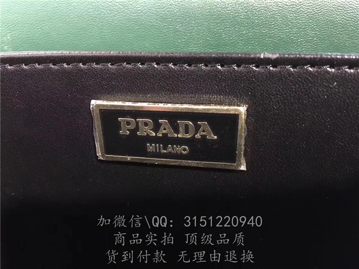 新款prada普拉达 1BD045乳白  刺绣prada cahier手袋