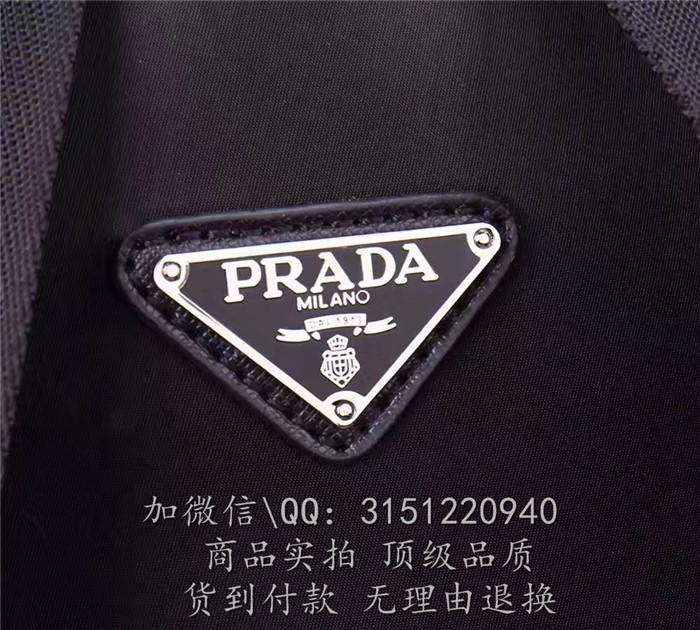 Prada普拉达 2VZ135 黑色防水尼龙翻盖双肩背包