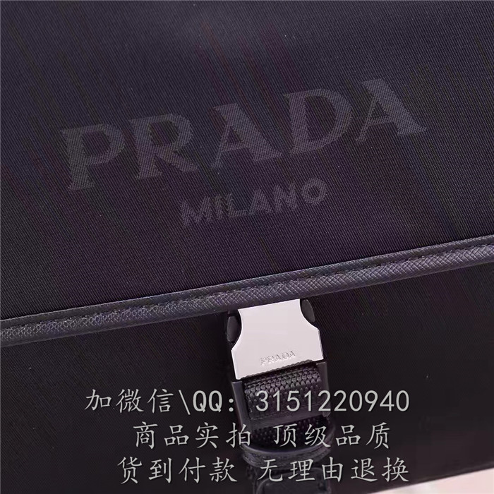 Prada普拉达 2VH269 黑色防水尼龙帆布翻盖自动扣单肩邮差包