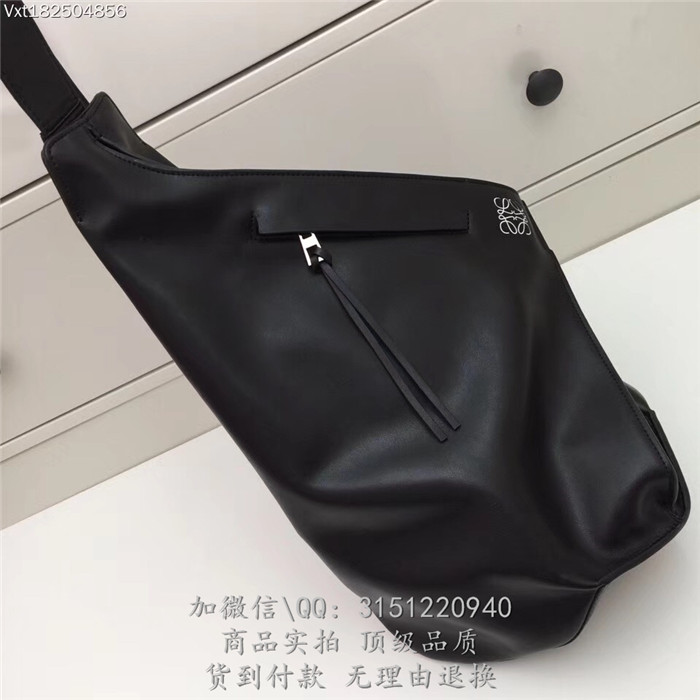 Loewe罗意威  1607黑色 Crossboby Backpack双肩包