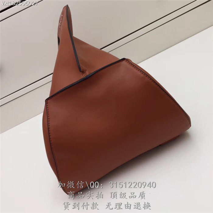 Loewe罗意威  1607土黄 Crossboby Backpack双肩包