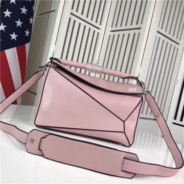 Loewe罗意威  L0153粉色 经典puzzle bag手提包