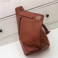 Loewe罗意威  1607土黄 Crossboby Backpack双肩包