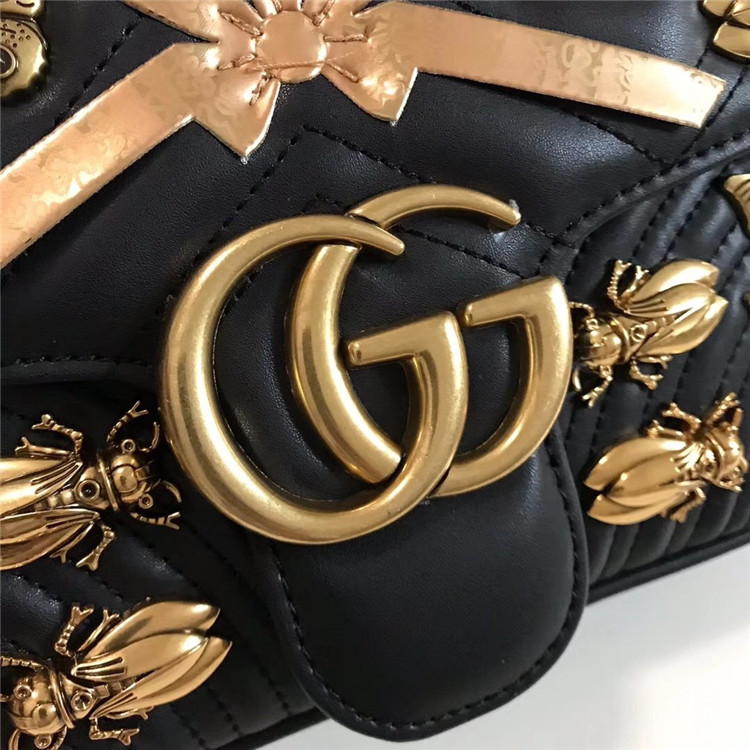 Gucci斜跨链条包 443497黑色 古驰金属昆虫装饰GG Marmont系列绗缝肩背包