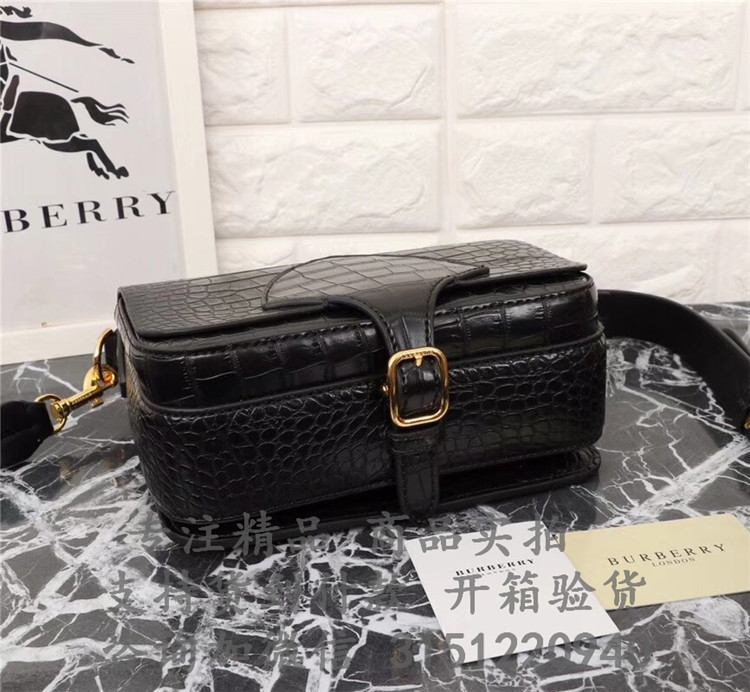 顶级高仿Burberry斜跨单肩包 40697111 The Satchel - 短吻鳄皮方型萨奇尔包