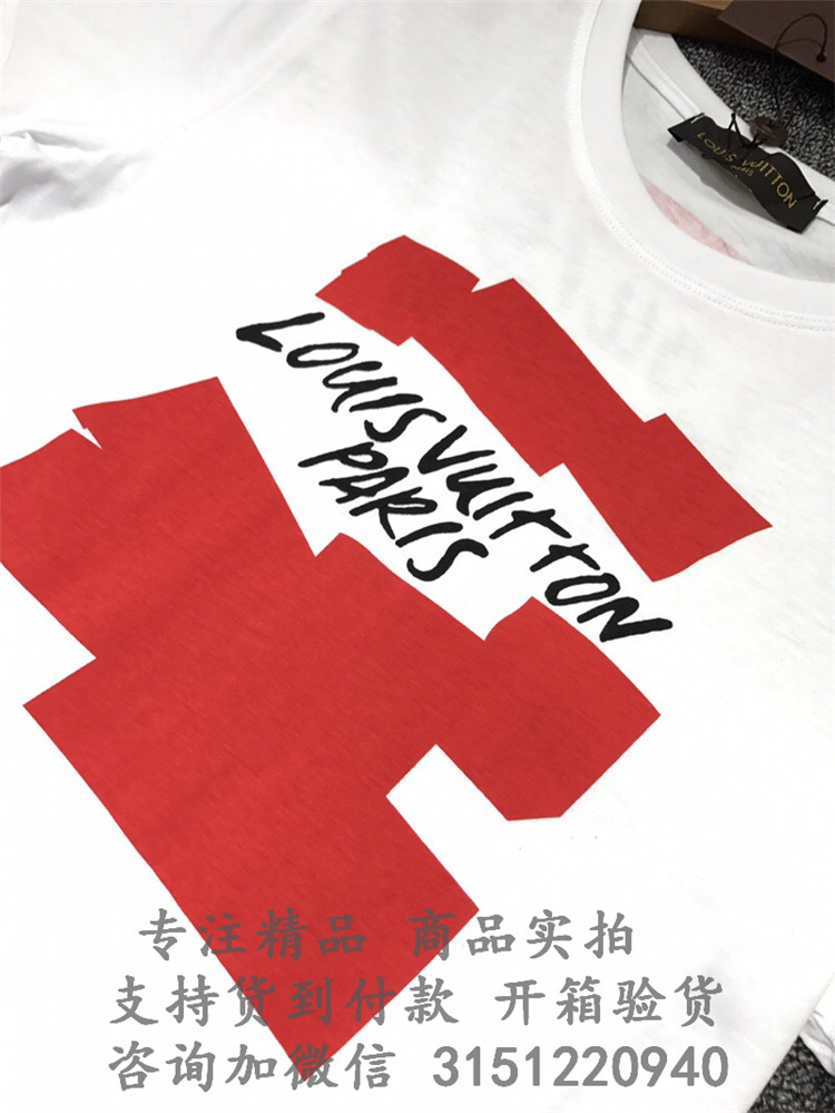 顶级高仿LV纯棉T恤 1A40T2 红色 GRAPHIC短袖LOGO T恤