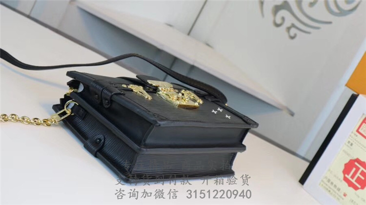 顶级高仿LV水波纹单肩盒子包 M53052黑色 TRUNK CLUTCH 手袋