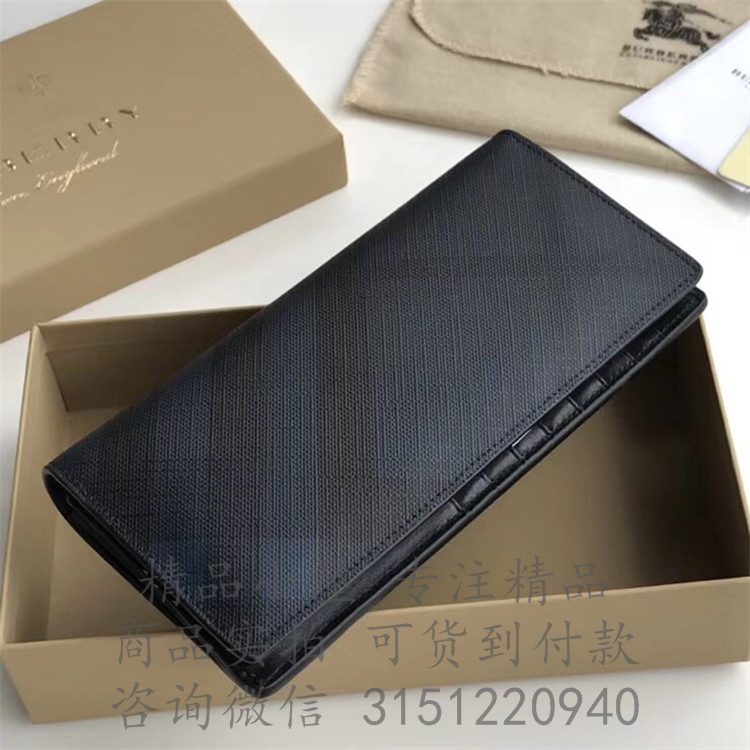 Burberry长款西装夹 39961811 黑蓝色London 格纹拼皮革长款钱夹