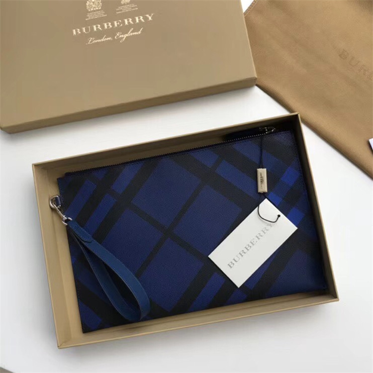 Burberry大号手包 40740361 黑蓝色London 拼色格纹手拿包