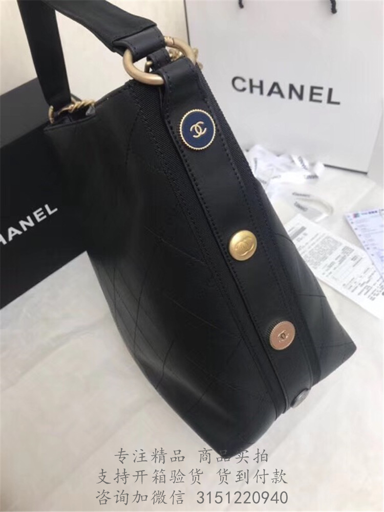 Chanel桶包 A57576 黑色菱格牛皮嬉皮包