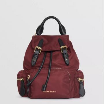 Burberry尼龙双肩包 40759701 酒红色The Rucksack - 小号尼龙斜背式军旅背包