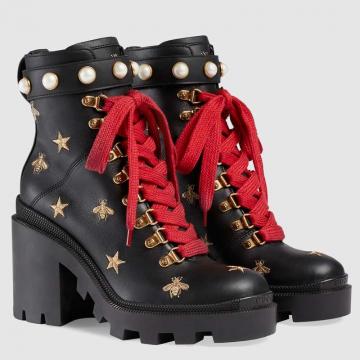 Gucci高跟靴子 498695 黑色蜜蜂和星星刺绣饰珍珠皮革刺绣及踝靴