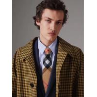Burberry驼色现代剪裁 Vintage 格纹丝质领带 80002291