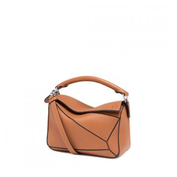 Loewe枕头包 322.30.U95 棕色Mini Puzzle Bag手提包