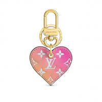 LV钥匙扣 M67435 粉色爱心LOVE LOCK HEART GRADIENT 包饰