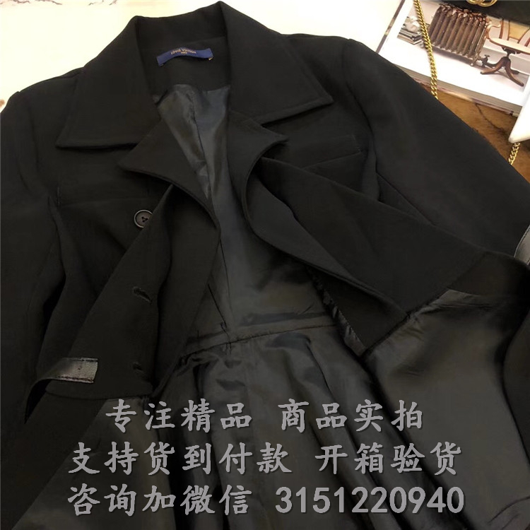 LV黑色双排扣系带夹克 1A4N35