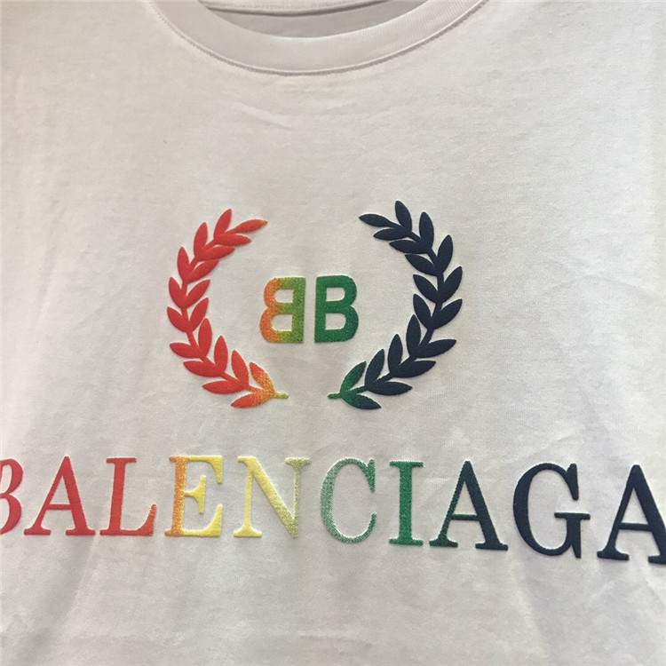 巴黎世家Balenciaga白色彩虹BB修身版型刺绣针织T恤衫 570814TEV531000