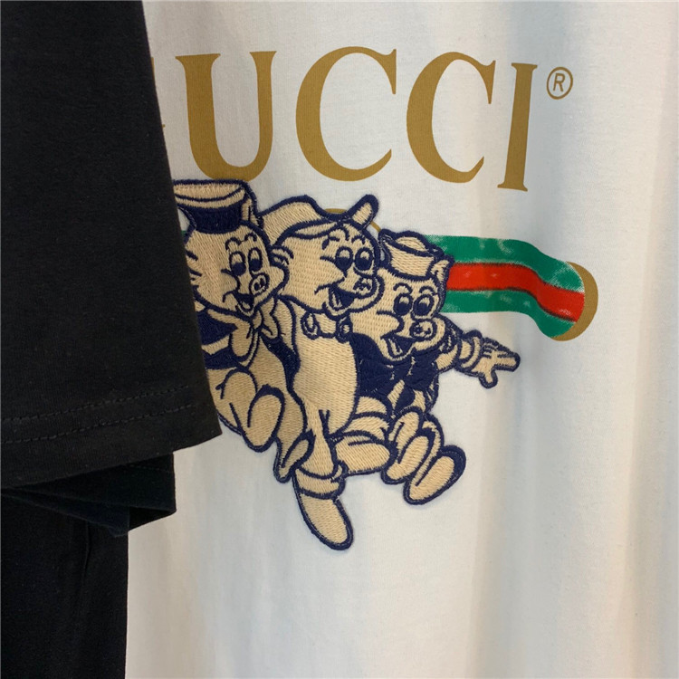 古驰白色饰三只小猪Gucci标识印花棉质T恤 493117