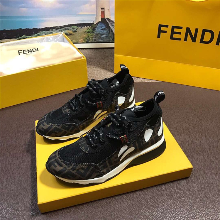芬迪Fendi黑色高科技网眼布运动鞋 8E6912A6RPF0VQD