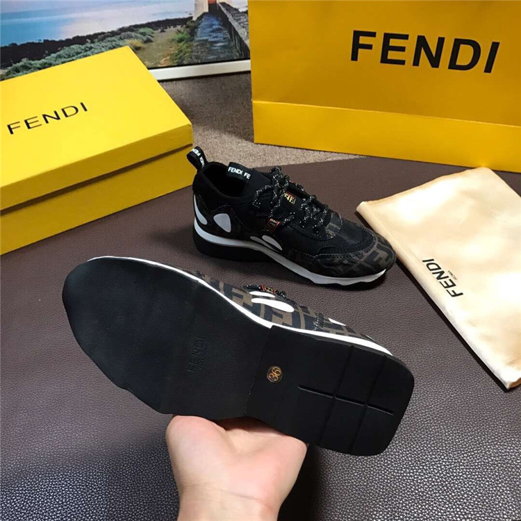 芬迪Fendi黑色高科技网眼布运动鞋 8E6912A6RPF0VQD