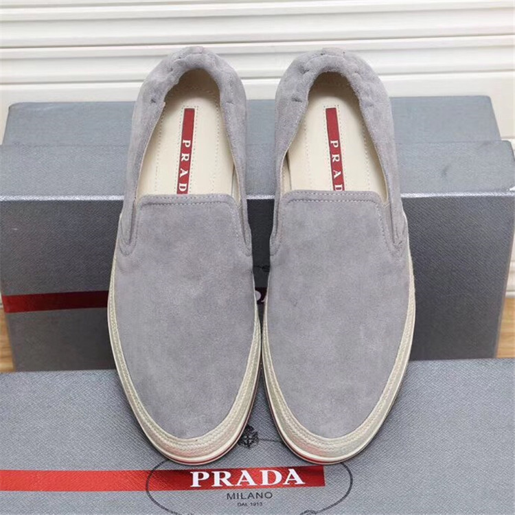 普拉达Prada灰色磨砂面真皮便鞋 4D2363_O53_F073E