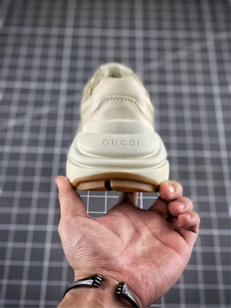 古驰Gucci白色Rhyton系列互扣式G和心形图案运动鞋 550049 DRW00 9022