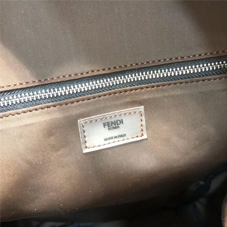 芬迪Fendi拼色饰米色 Pequin 图案高科技针织双肩背包 7VZ035A46ZF142K