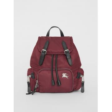 Burberry双肩背包 80067171 巴宝莉酒红色The Rucksack - 小号羽绒尼龙斜背式军旅背包