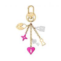 LV钥匙扣 M67438 LOVE LOCK HEART AND KEYS 包饰与钥匙扣