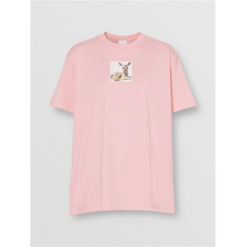 Burberry 80246521 女士鹿印花棉质 T 恤衫