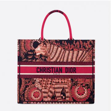 迪奥桃红色DIOR BOOK TOTE DIOR ANIMALS 刺绣帆布托特包 M1286ZWAO_M929