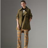 Burberry 40733941 女士 夸张衣领棉质嘎巴甸 Trench 风衣