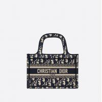 迪奥 蓝色DIOR BOOK TOTE ORIGINAL DIOR OBLIQUE 图案迷你刺绣帆布托特包 M1271ZRIW_M928