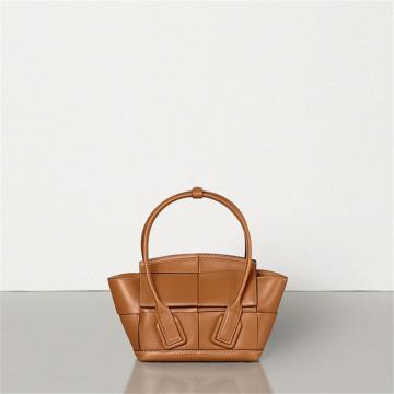 Bottega Veneta 600606VMAP12645 女士迷你 ARCO 手袋