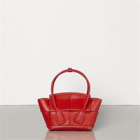 Bottega Veneta 600606VMAP18855 女士迷你 ARCO 手袋