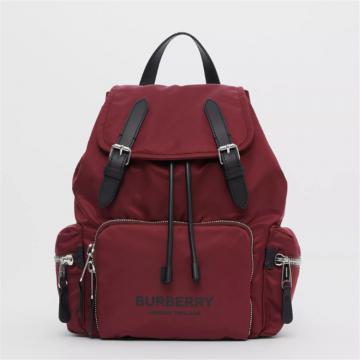 BURBERRY 80212621 女士 The Rucksack 中号徽标印花军旅背包