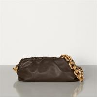 BOTTEGA VENETA 620230VCP408425 女士 THE CHAIN POUCH 手拿包