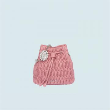 MIUMIU 5BE050 女士粉红色仿水晶装饰软羊皮水桶包