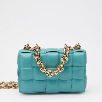 BOTTEGA VENETA 631421VBWZ03615 女士亚麻色 THE CHAIN CASSETTE 手袋