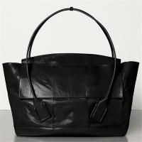 BOTTEGA VENETA 618463VCQ718803 女士黑色 ARCO SLOUCH 手提包