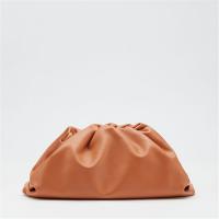 BOTTEGA VENETA 576227VCP407628 女士黏土粉色 THE POUCH 手拿包