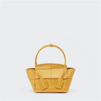 BOTTEGA VENETA 600606VA9817717 女士咖喱色 迷你 ARCO 手袋