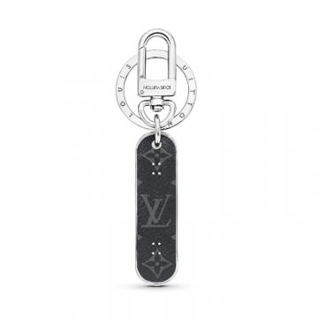LV M69476 男士黑花 MONOGRAM SKATE 包饰与钥匙扣