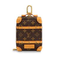 LV M69483 男士 SOFT TRUNK BACKPACK 包饰与钥匙扣