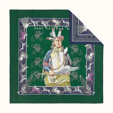 HERMES H903551S 女士绿色 “波尼族酋长”90厘米双面方巾