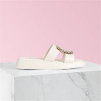 Roger Vivier RVW60930750BSSC019 女士奶油色 Vivier 钻扣牛皮穆勒鞋