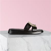 Roger Vivier RVW60930750BSSB999 女士黑色 Vivier 钻扣牛皮穆勒鞋