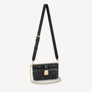 LV M59046 女士黑色 POCHETTE TROCA 手袋 