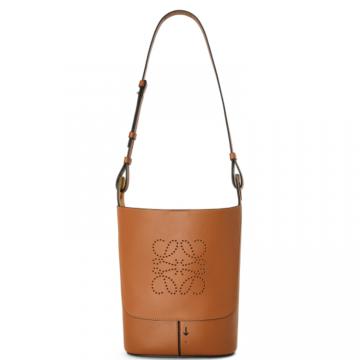 LOEWE A710W86X02 女士棕色 小号纳帕牛皮 Hobo Anagram 手袋 