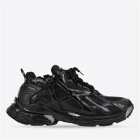 BALENCIAGA 656065W3RA11000 男士黑色 Runner 运动鞋